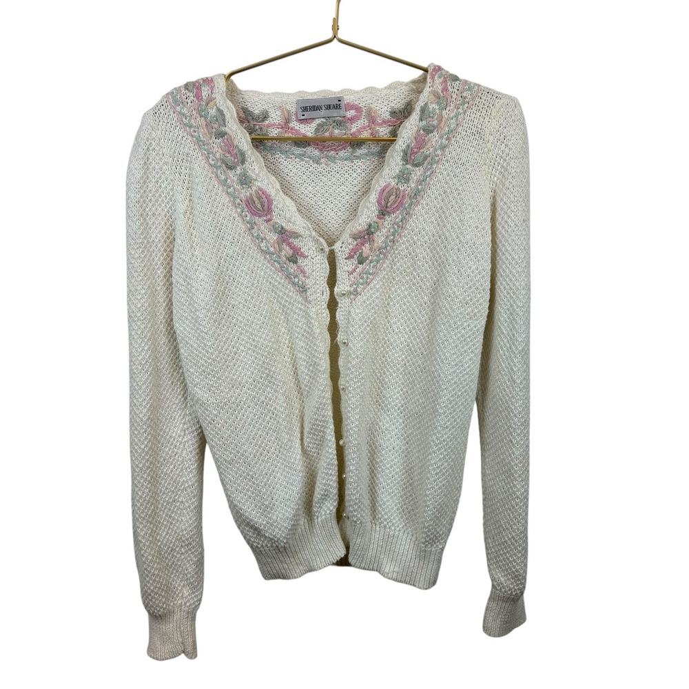 Vintage Coquette Cottagecore Grandmacore White Knit Cardigan Sweater Floral Sz M